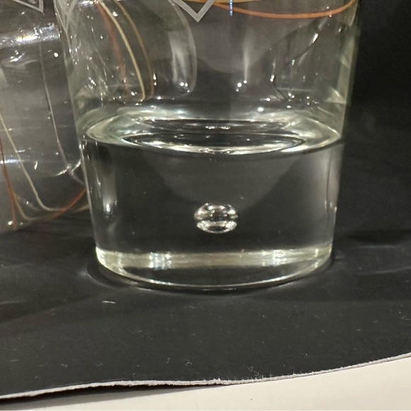 Two Vintage Bailey's Bubble Bottom Highball Glasses Gold and Tan Swirl Design - Picture 9 of 10